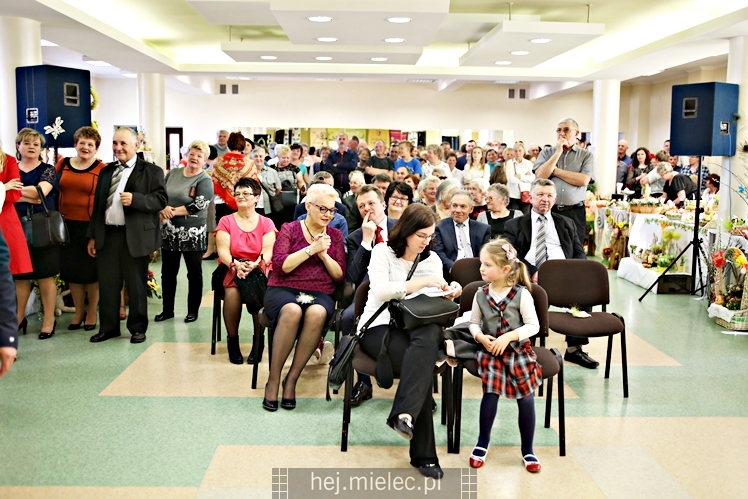 Powiatowy Jarmark Wielkanocny w Borowej