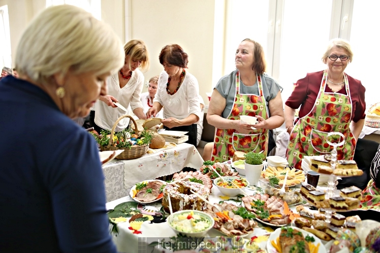 Powiatowy Jarmark Wielkanocny w Borowej