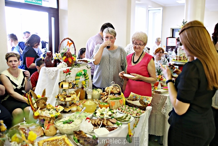 Powiatowy Jarmark Wielkanocny w Borowej