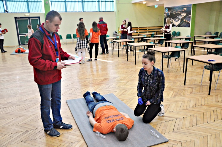 Powiatowy Konkurs Pierwszej Pomocy Przedmedycznej Szkół Gimnazjalnych