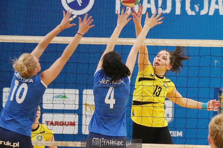 Finał 2. Ligi Siatkarek: Mielec kontra Tarnów