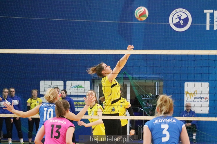 Finał 2. Ligi Siatkarek: Mielec kontra Tarnów