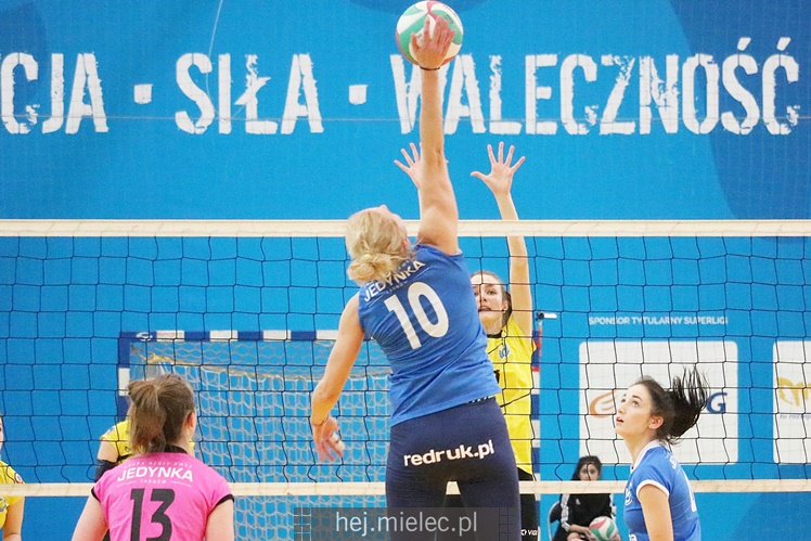 Finał 2. Ligi Siatkarek: Mielec kontra Tarnów