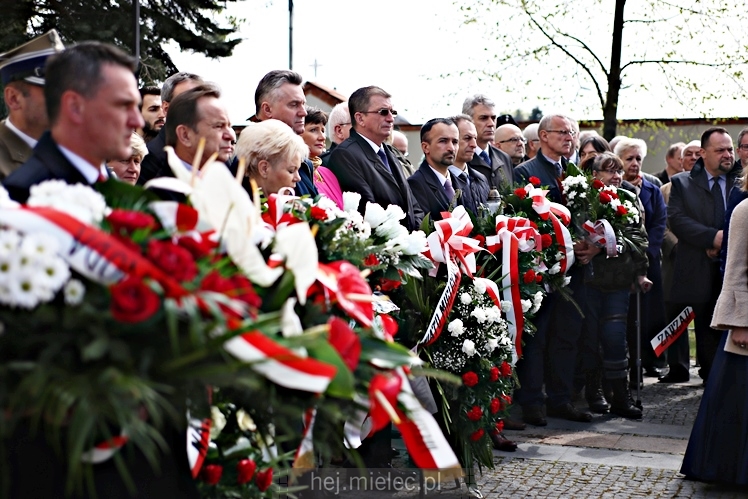 Uroczystości rocznicowe katastrofy smoleńskiej i Polaków pomordowanych w Katyniu