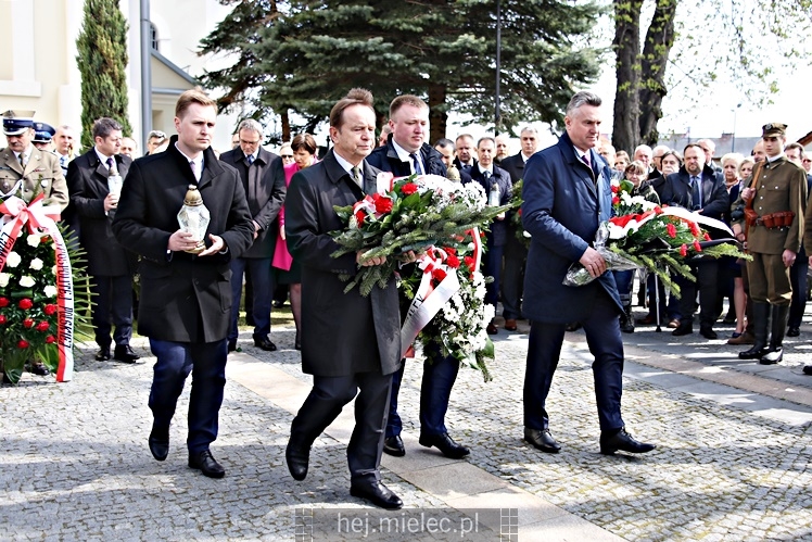 Uroczystości rocznicowe katastrofy smoleńskiej i Polaków pomordowanych w Katyniu