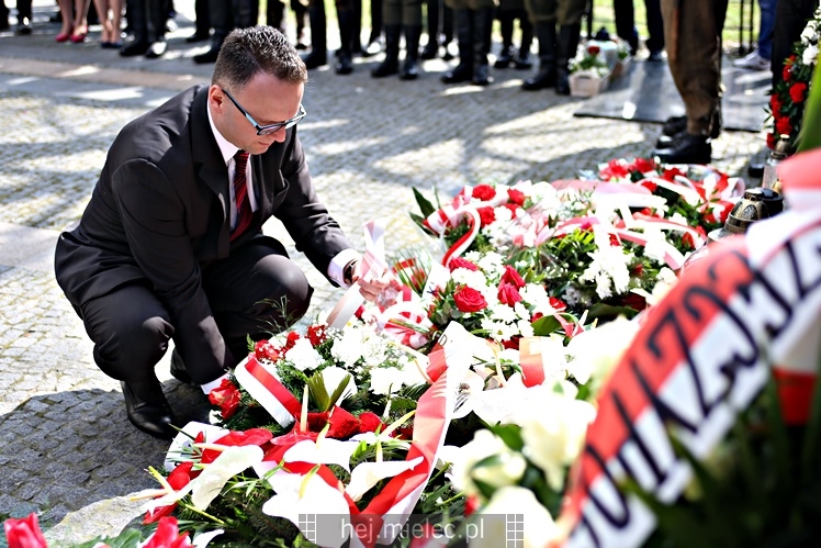 Uroczystości rocznicowe katastrofy smoleńskiej i Polaków pomordowanych w Katyniu