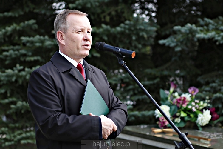 Uroczystości rocznicowe katastrofy smoleńskiej i Polaków pomordowanych w Katyniu