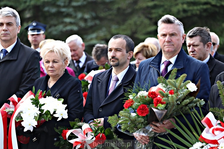 Uroczystości rocznicowe katastrofy smoleńskiej i Polaków pomordowanych w Katyniu