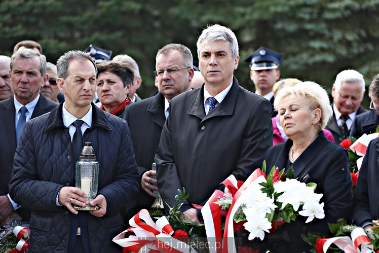 Uroczystości rocznicowe katastrofy smoleńskiej i Polaków pomordowanych w Katyniu