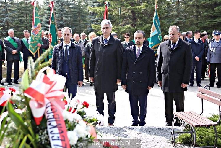 Uroczystości rocznicowe katastrofy smoleńskiej i Polaków pomordowanych w Katyniu