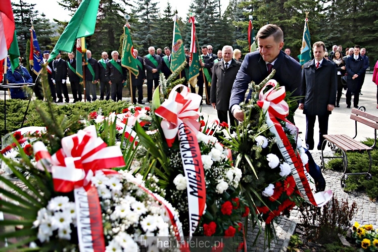 Uroczystości rocznicowe katastrofy smoleńskiej i Polaków pomordowanych w Katyniu
