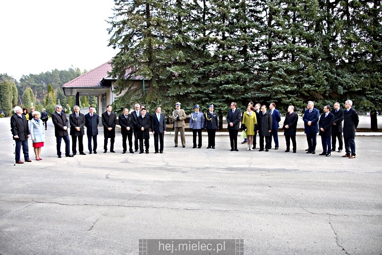 Uroczystości rocznicowe katastrofy smoleńskiej i Polaków pomordowanych w Katyniu