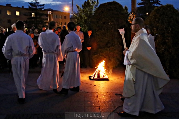 Wielkanoc 2017: Wigilia Paschalna w parafii MBNP