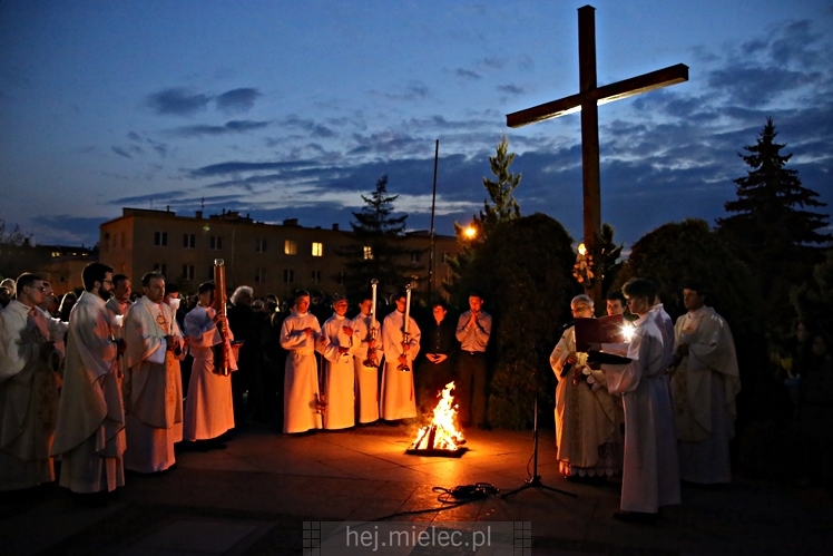 Wielkanoc 2017: Wigilia Paschalna w parafii MBNP
