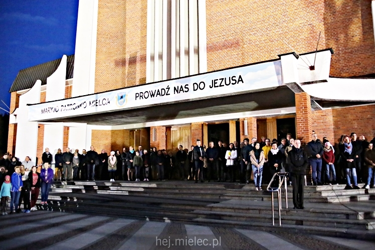 Wielkanoc 2017: Wigilia Paschalna w parafii MBNP