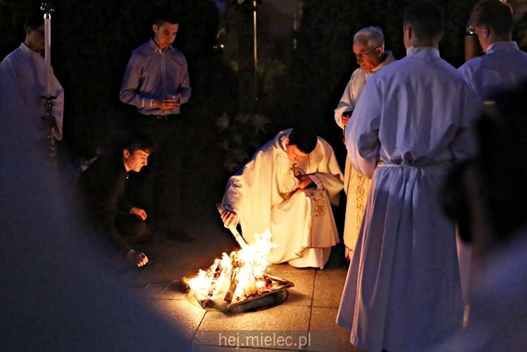 Wielkanoc 2017: Wigilia Paschalna w parafii MBNP