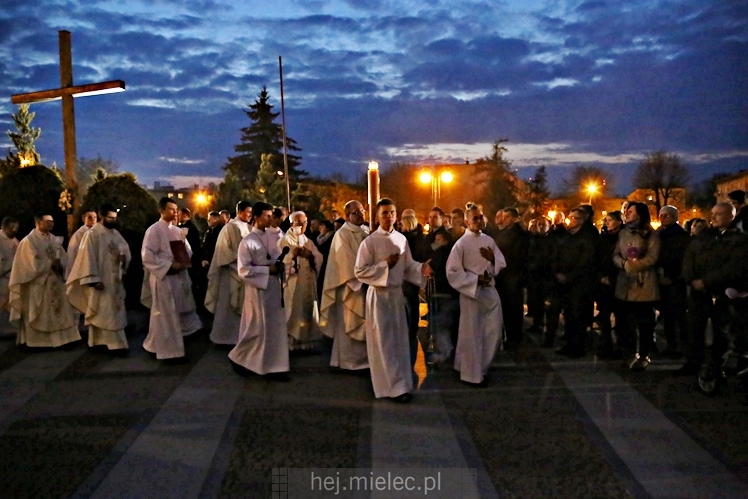 Wielkanoc 2017: Wigilia Paschalna w parafii MBNP