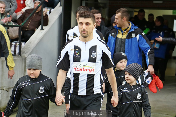 Jedna bramka w Nowym Sączu. Sandecja wygrywa z FKS Stalą Mielec