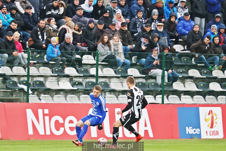 Jedna bramka w Nowym Sączu. Sandecja wygrywa z FKS Stalą Mielec