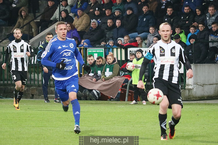 Jedna bramka w Nowym Sączu. Sandecja wygrywa z FKS Stalą Mielec