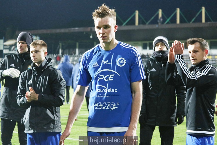 Jedna bramka w Nowym Sączu. Sandecja wygrywa z FKS Stalą Mielec