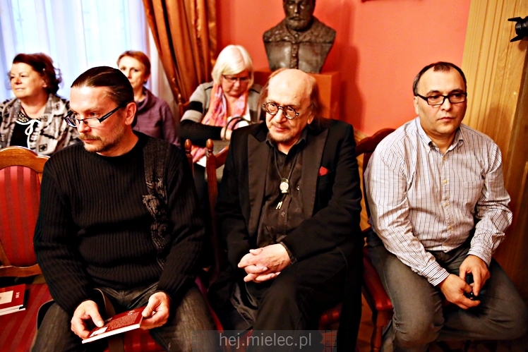 Promocja poezji Jana Stępnia - ?Miejsca na Przystankach Czasu?