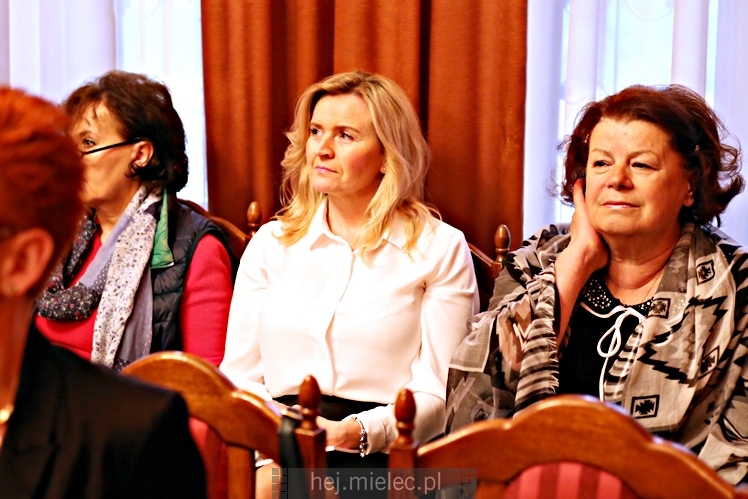 Promocja poezji Jana Stępnia - ?Miejsca na Przystankach Czasu?