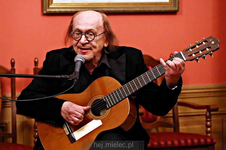 Promocja poezji Jana Stępnia - ?Miejsca na Przystankach Czasu?