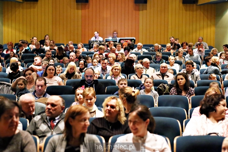 Przedstawienie ?Calineczka? Teatru Dziecięcego Antrakt SCK