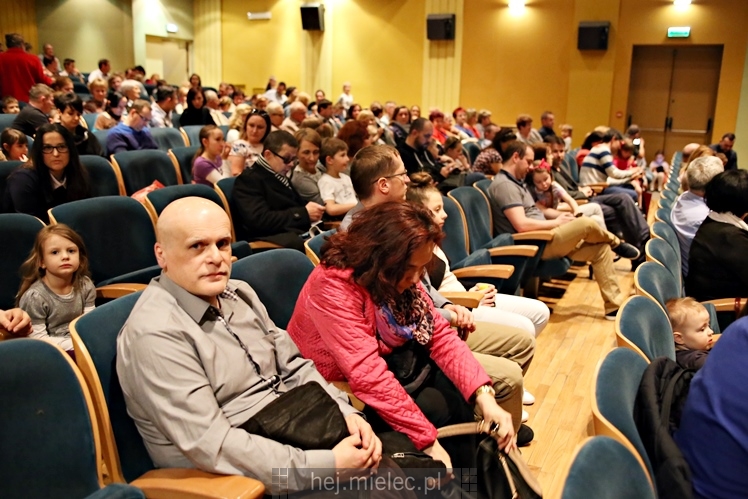 Przedstawienie ?Calineczka? Teatru Dziecięcego Antrakt SCK