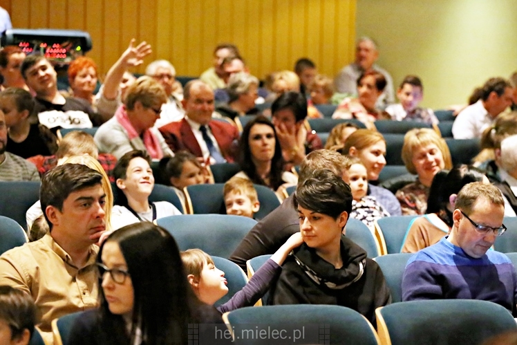 Przedstawienie ?Calineczka? Teatru Dziecięcego Antrakt SCK