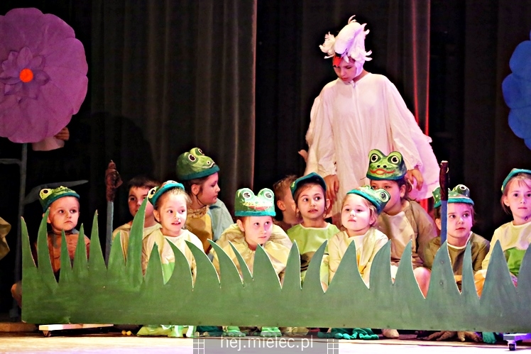Przedstawienie ?Calineczka? Teatru Dziecięcego Antrakt SCK