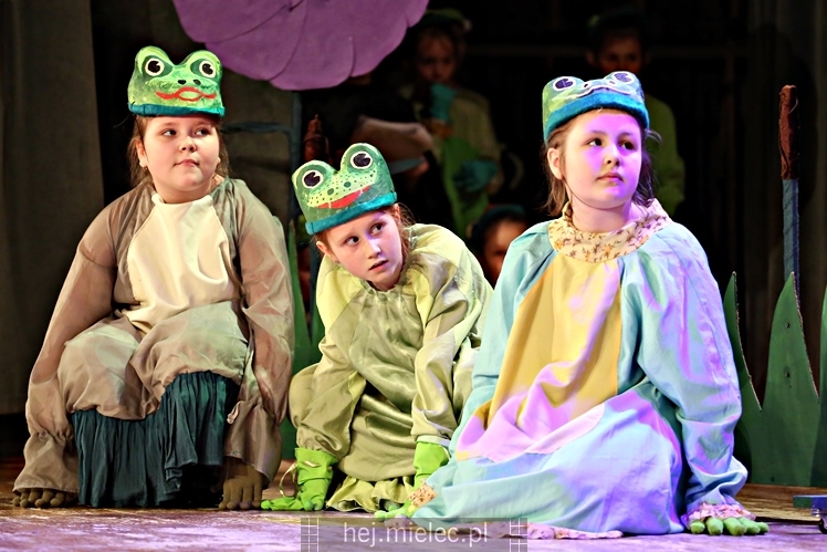 Przedstawienie ?Calineczka? Teatru Dziecięcego Antrakt SCK