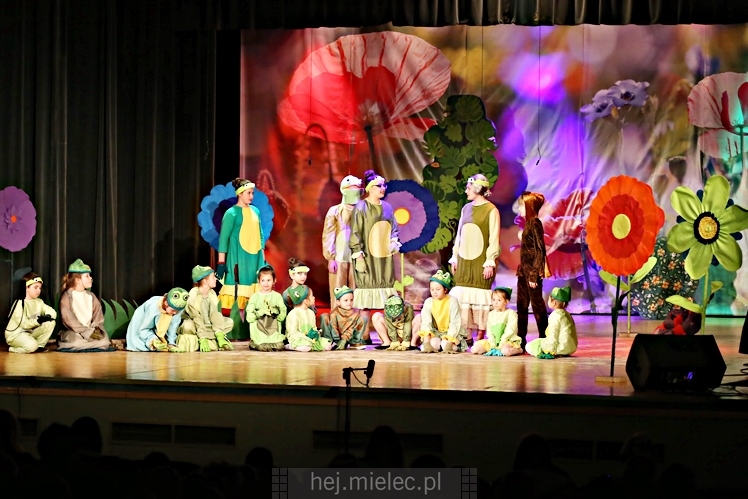 Przedstawienie ?Calineczka? Teatru Dziecięcego Antrakt SCK