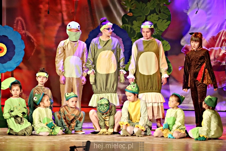 Przedstawienie ?Calineczka? Teatru Dziecięcego Antrakt SCK