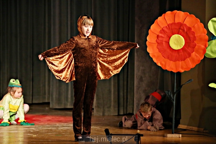 Przedstawienie ?Calineczka? Teatru Dziecięcego Antrakt SCK