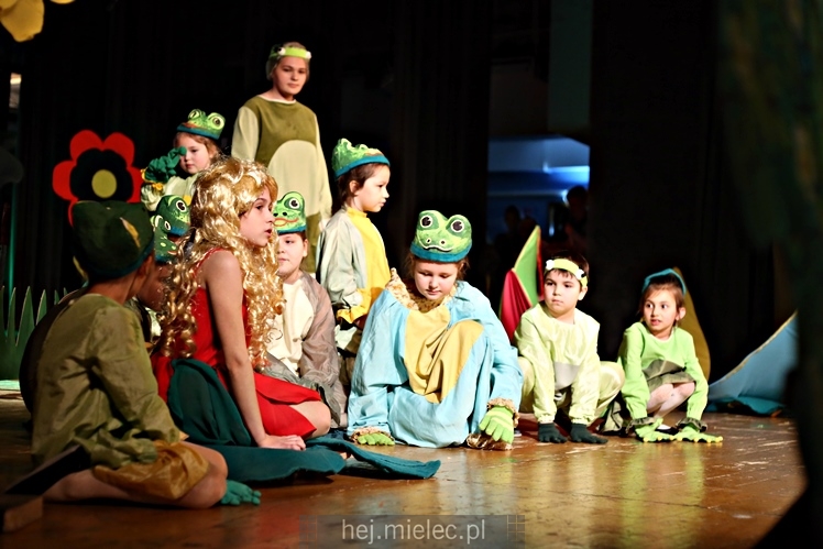 Przedstawienie ?Calineczka? Teatru Dziecięcego Antrakt SCK