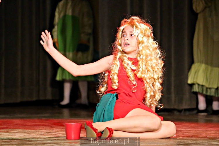Przedstawienie ?Calineczka? Teatru Dziecięcego Antrakt SCK
