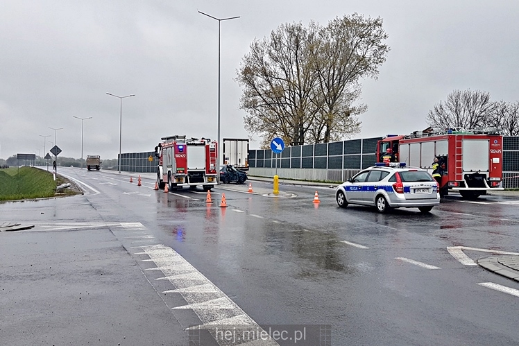 Wypadek na obwodnicy w Kliszowie