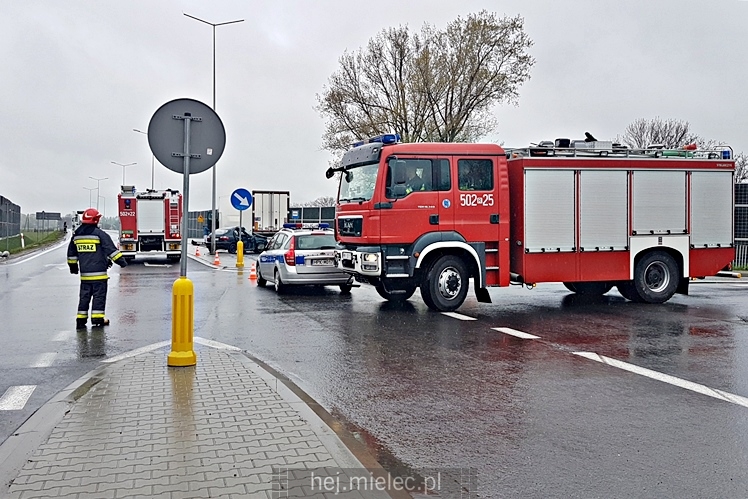 Wypadek na obwodnicy w Kliszowie