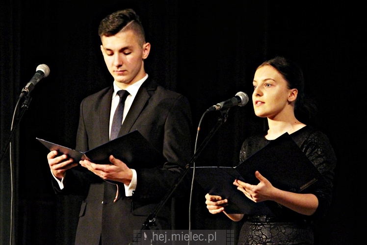 XII edycja Targów Edukacyjnych ?I co dalej gimnazjalisto??