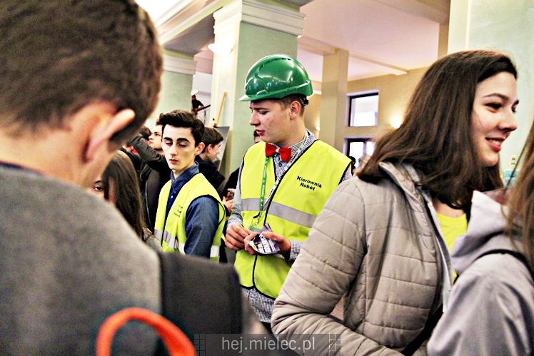 XII edycja Targów Edukacyjnych ?I co dalej gimnazjalisto??