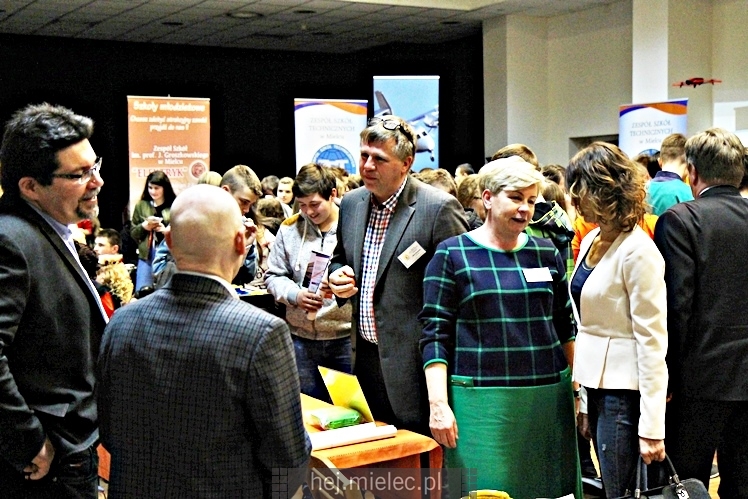 XII edycja Targów Edukacyjnych ?I co dalej gimnazjalisto??