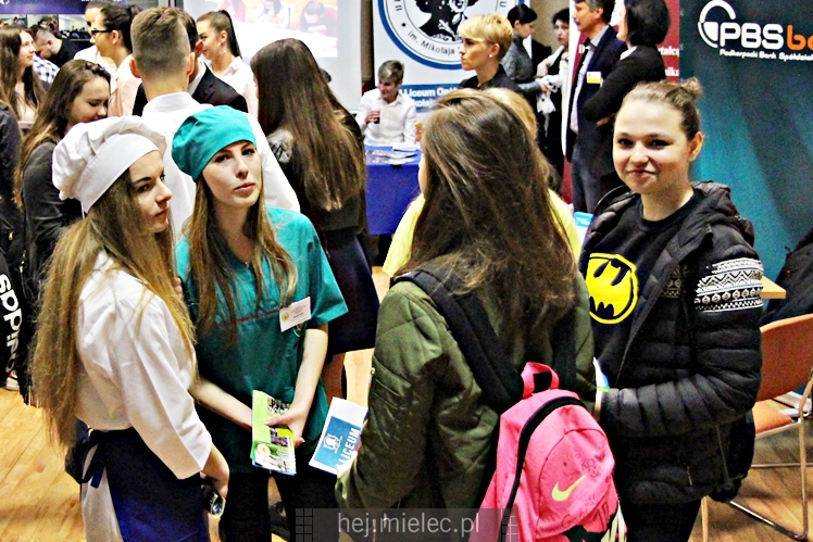 XII edycja Targów Edukacyjnych ?I co dalej gimnazjalisto??