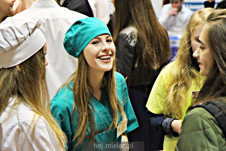 XII edycja Targów Edukacyjnych ?I co dalej gimnazjalisto??