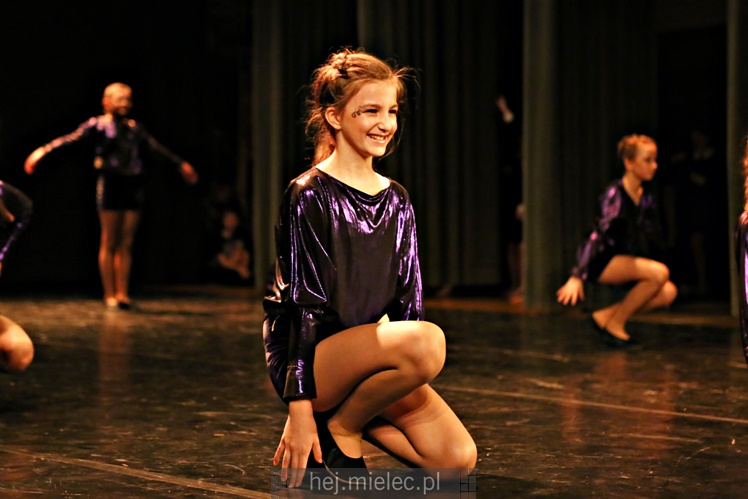 V Międzyszkolny Konkurs Zespołów Tanecznych DANCE
