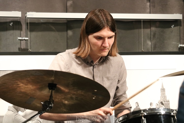 Scena w Jadernówce: muzyczna i klimatyczna formacja Cheap Tobacoo