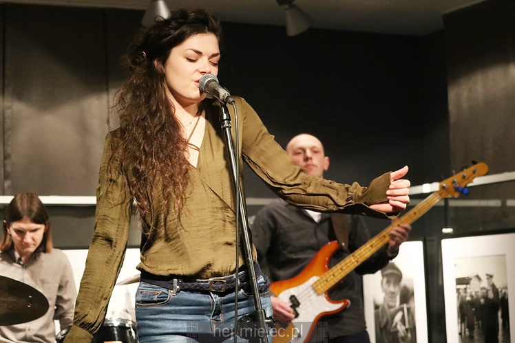 Scena w Jadernówce: muzyczna i klimatyczna formacja Cheap Tobacoo