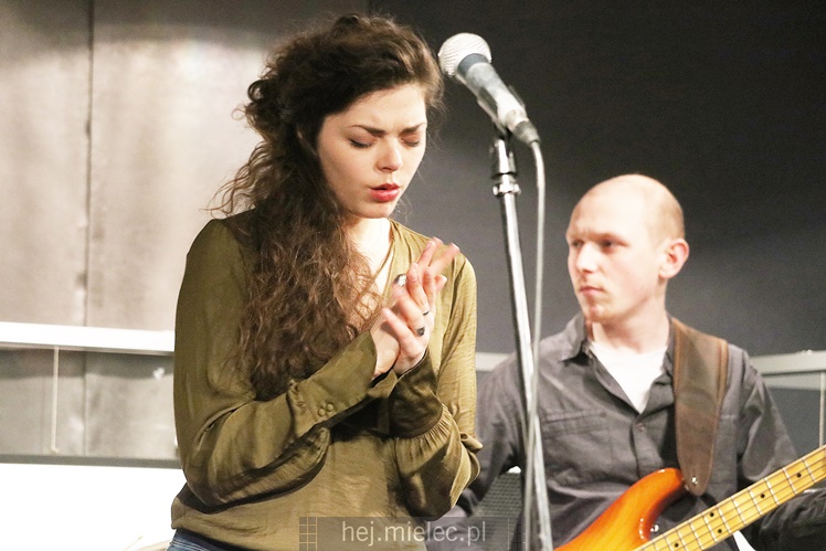 Scena w Jadernówce: muzyczna i klimatyczna formacja Cheap Tobacoo