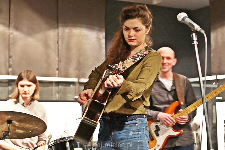 Scena w Jadernówce: muzyczna i klimatyczna formacja Cheap Tobacoo